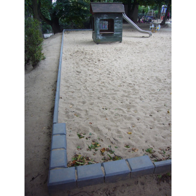 L-Steine aus Recycling-Kunststoff
