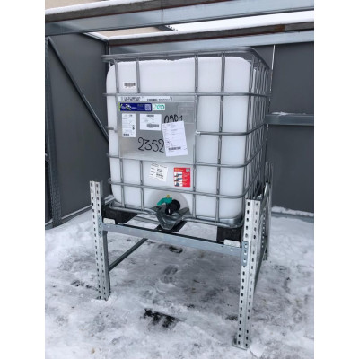 IBC Untergestell + 1000 Liter IBC auf PE-Palette