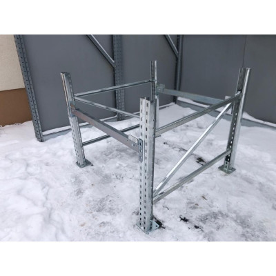IBC Untergestell + 1000 Liter IBC auf PE-Palette