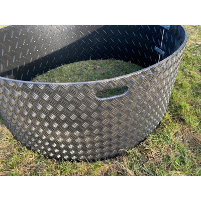 Heuraufe & Rundraufe für Pferde aus recyceltem Kunststoff (HDPE) Ø 155 cm